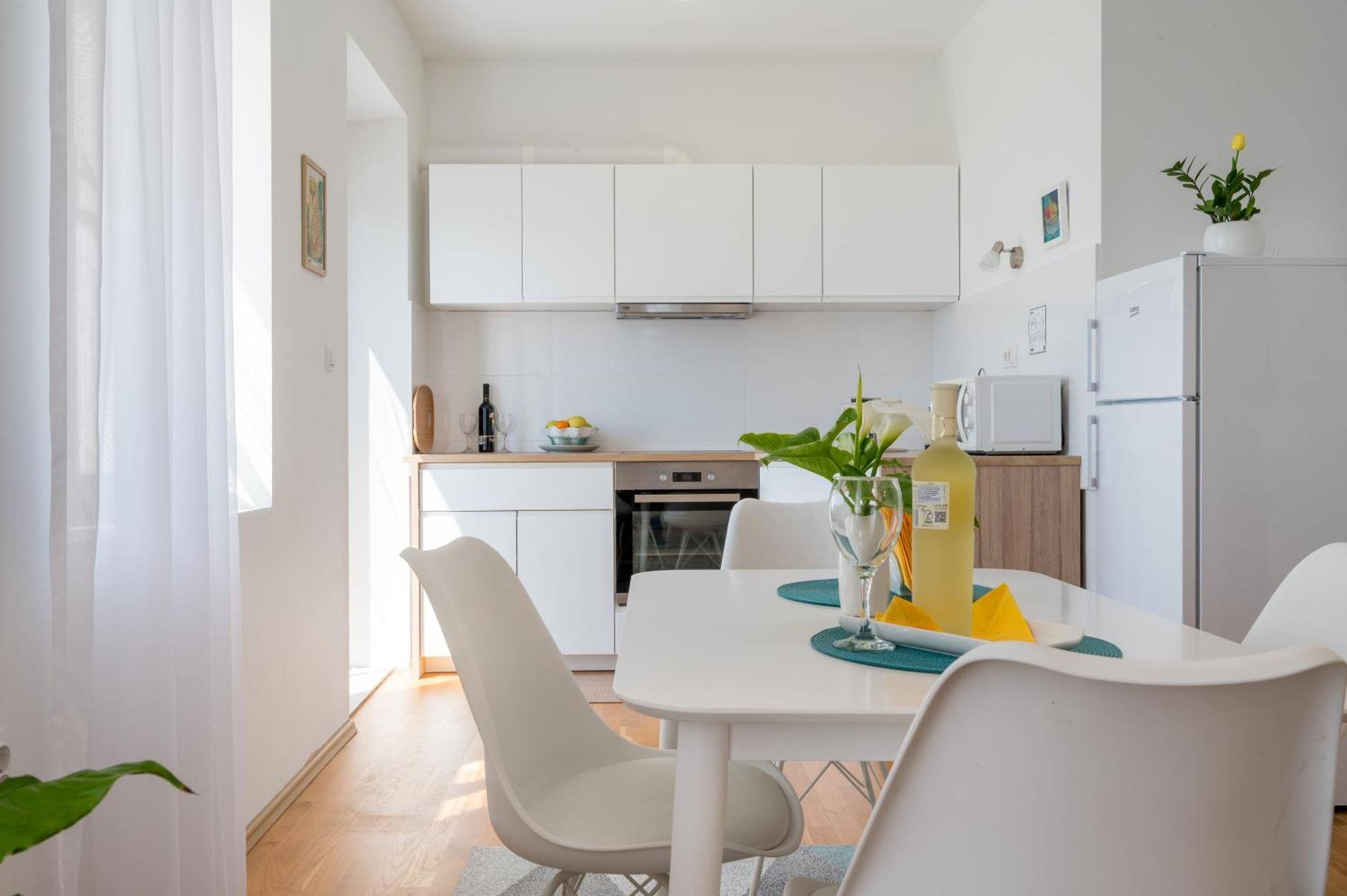 Apartment Lana Tivat Eksteriør billede